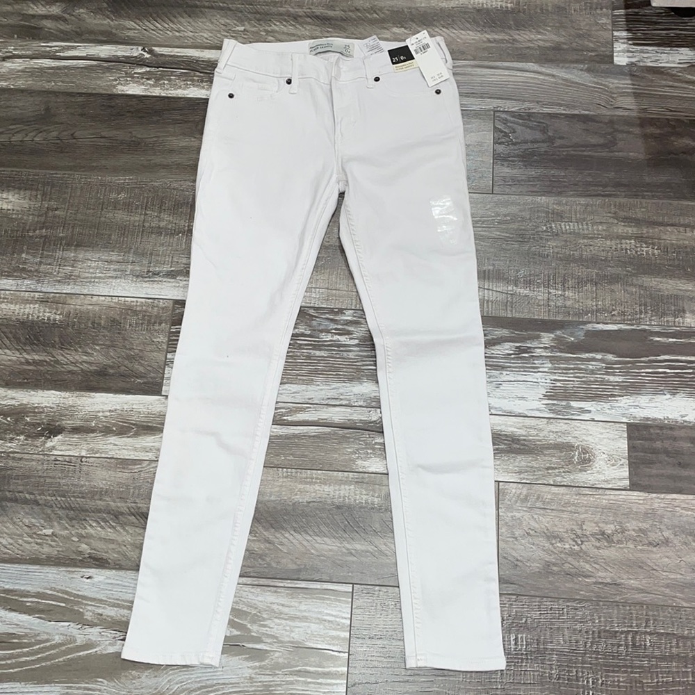 Abercrombie & Fitch "Super Skinny" Jeans 25/0s